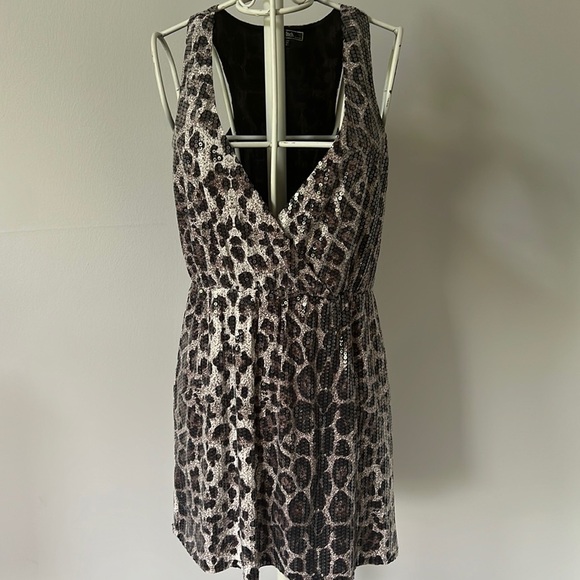 Love Stitch Cheetah Sequin dress - Picture 1 of 5